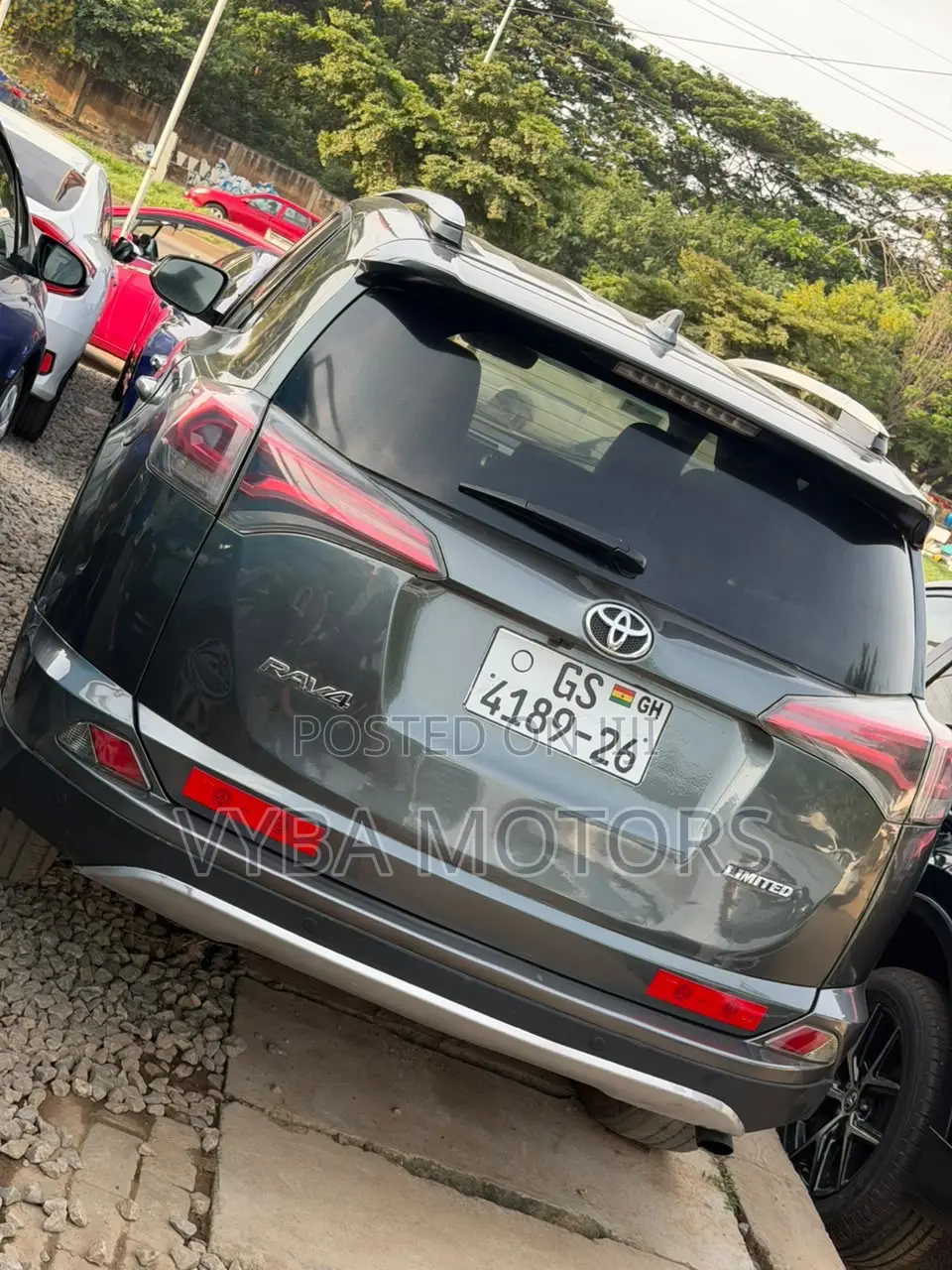 Toyota RAV4 Limited AWD (2.5L 4cyl 6A) 2016 Gray