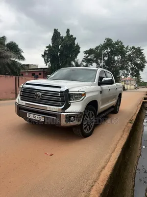 Toyota Tundra 2020 White