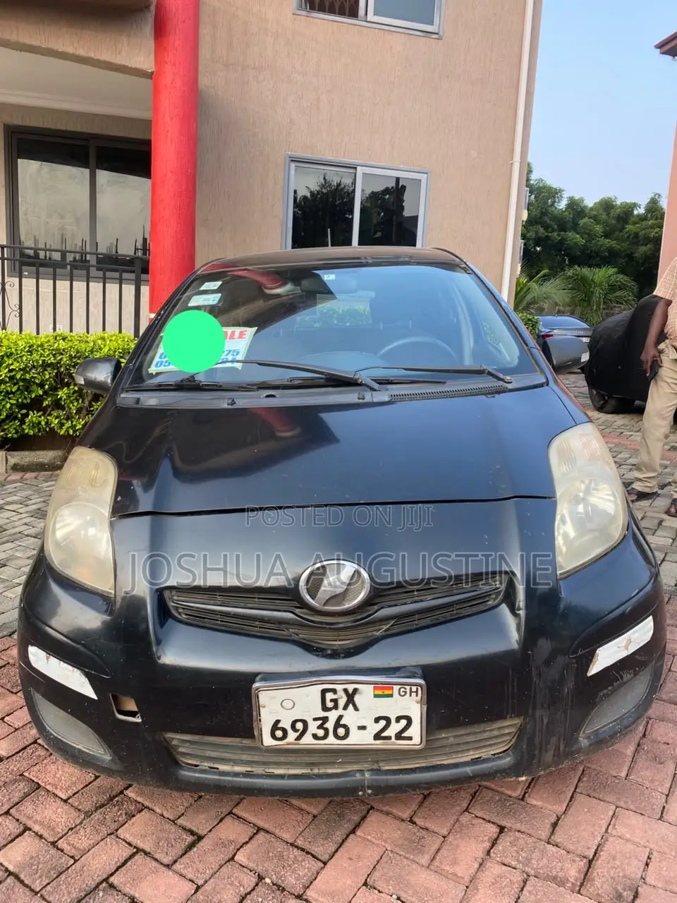 Toyota Vitz 2010 Black
