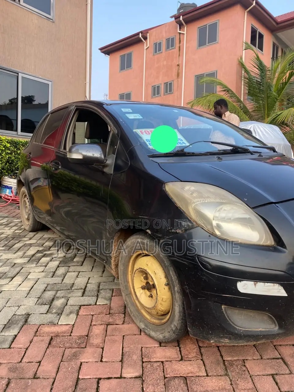 Toyota Vitz 2010 Black