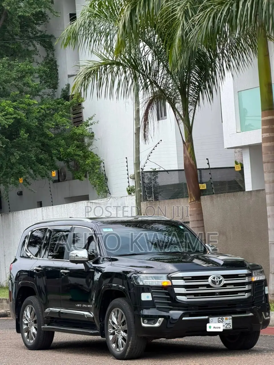 Toyota Land Cruiser LC300 2025 Black