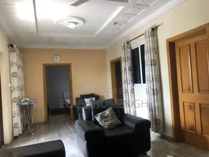 Furnished 2bdrm Apartment in Elaffhomesgh, School Junction for rent