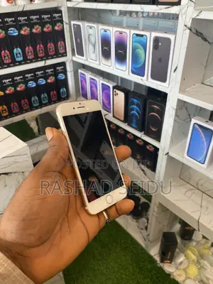 New Apple iPhone 7 32 GB