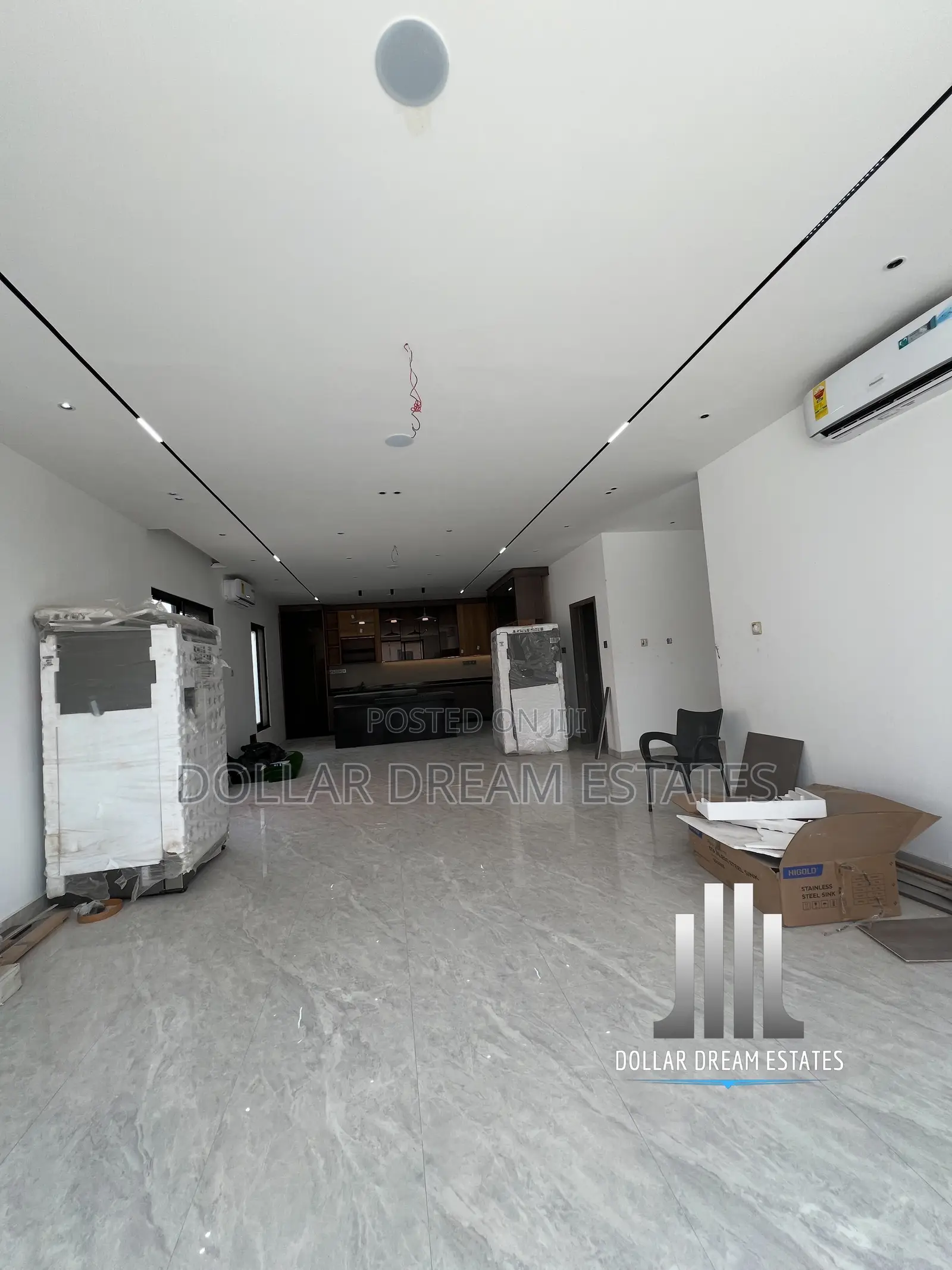 5bdrm House in Adjiriganor for sale