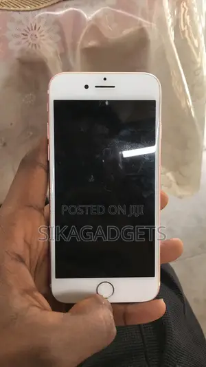 Apple iPhone 7 32 GB Rose Gold