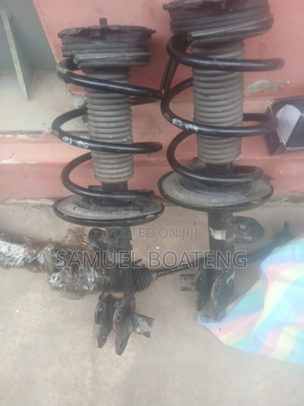 Nissan Pathfinder 2017 to 2019 Front Shocks