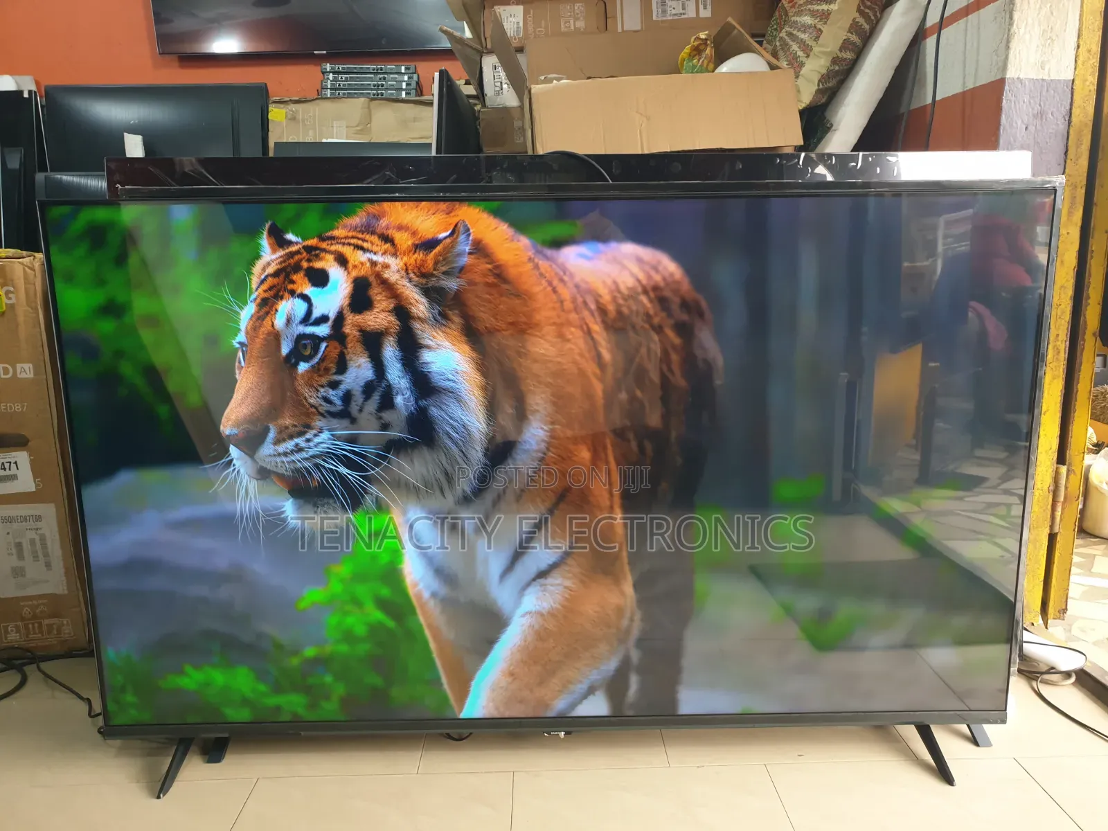 Crystal Uhd 65"samsung HDR Smart Satellite TV