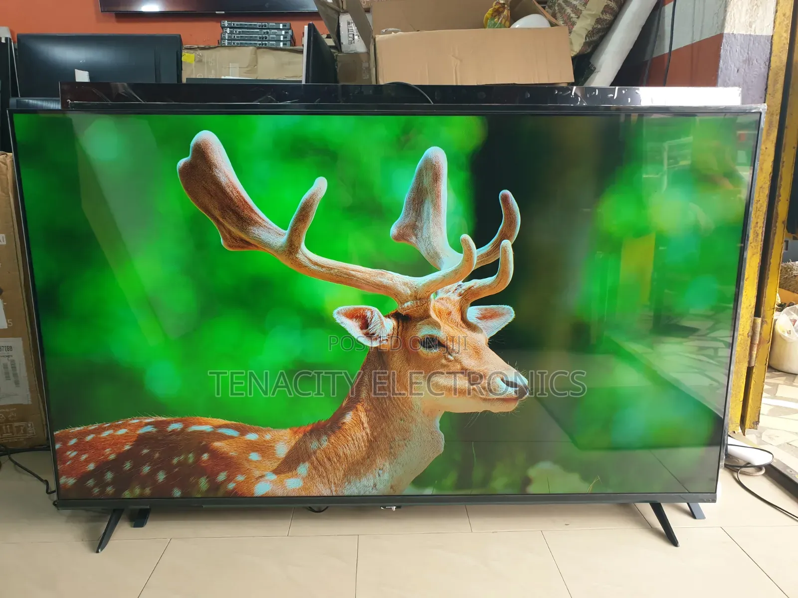 Crystal Uhd 65"samsung HDR Smart Satellite TV