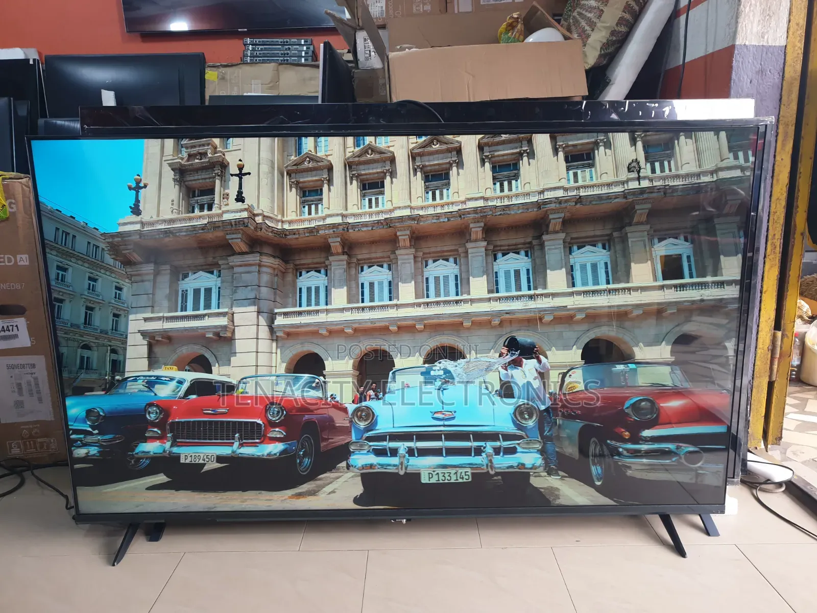 Crystal Uhd 65"samsung HDR Smart Satellite TV