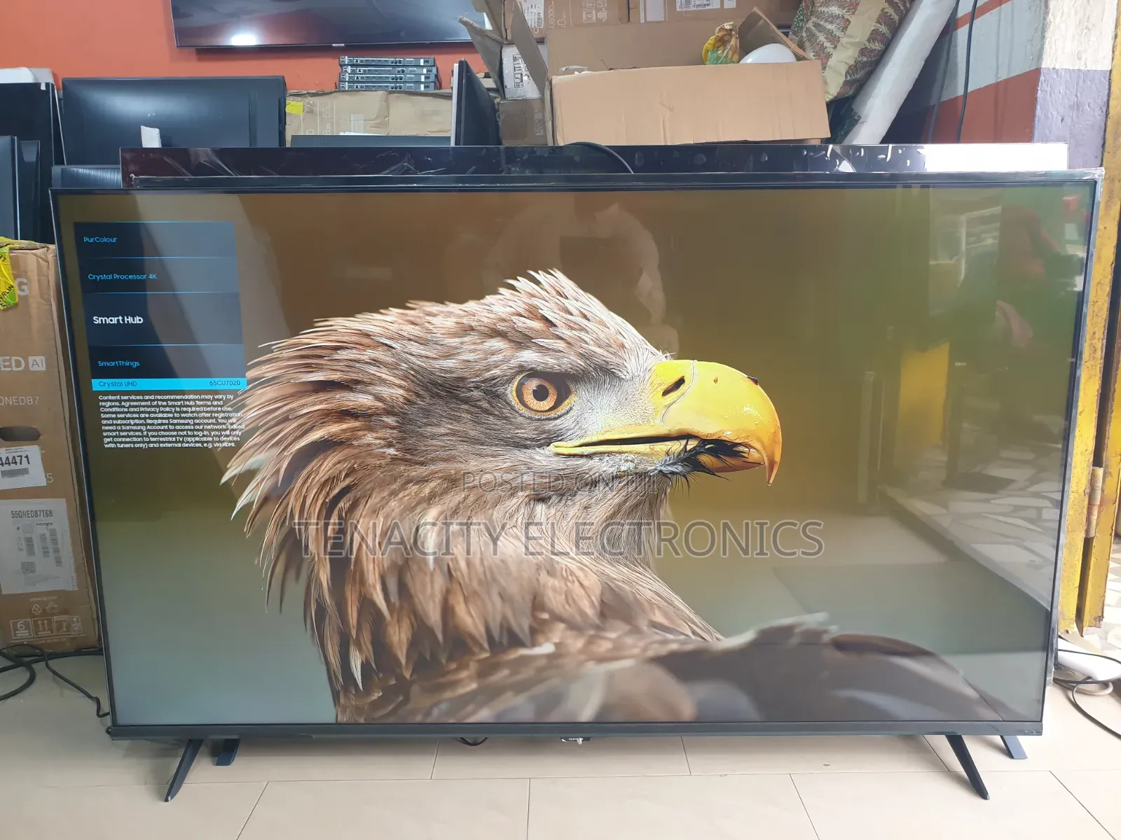 Crystal Uhd 65"samsung HDR Smart Satellite TV