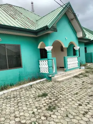 3bdrm House in Chislon, Adade for rent