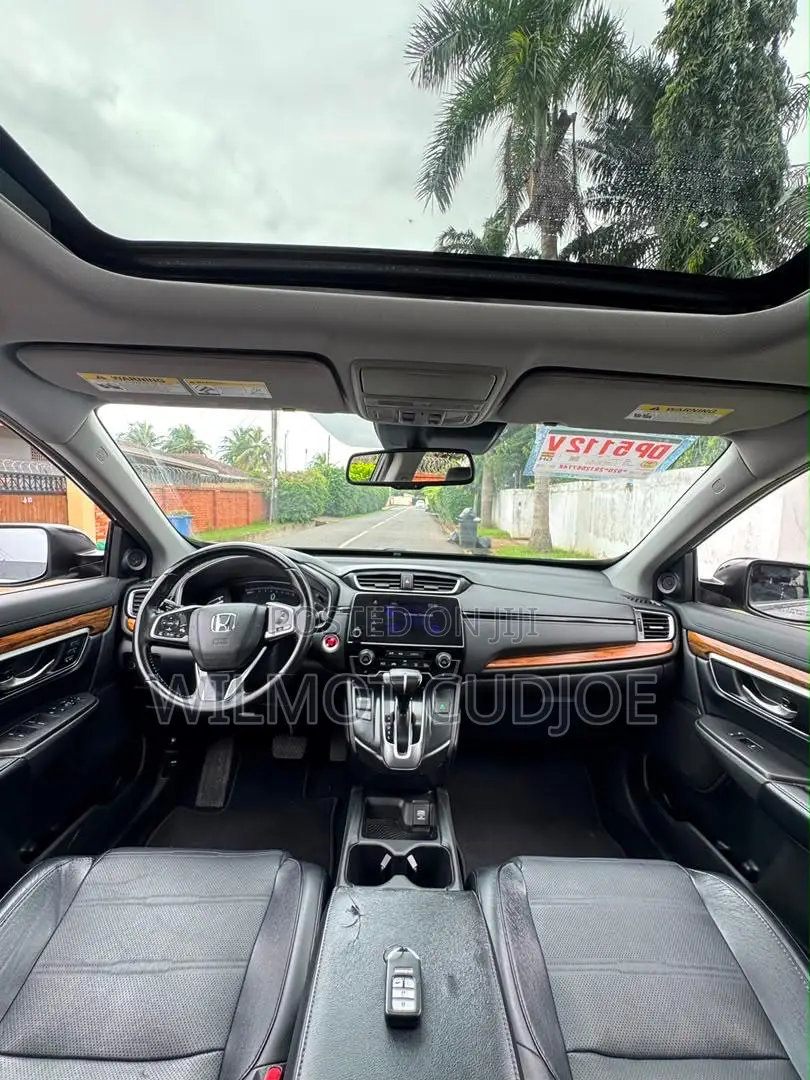 Honda CR-V Touring AWD 2018 Black