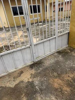3bdrm House in Chislon Broker’S, Adade for rent