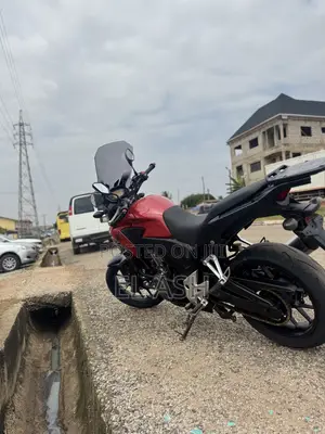 Honda CB 2020 Red