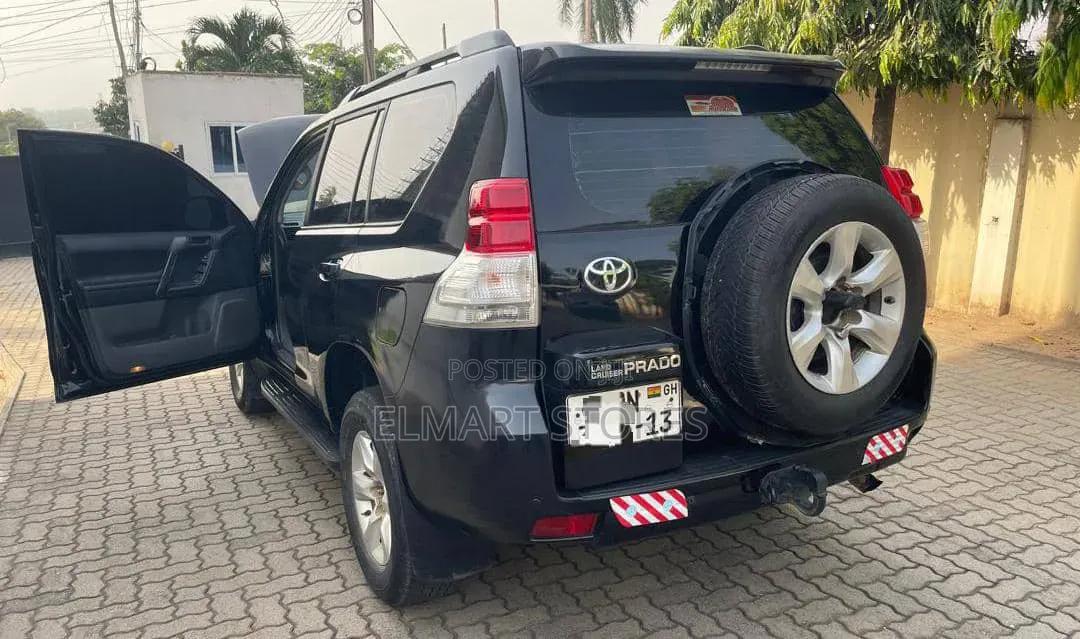 Toyota Land Cruiser Prado 2013 Black