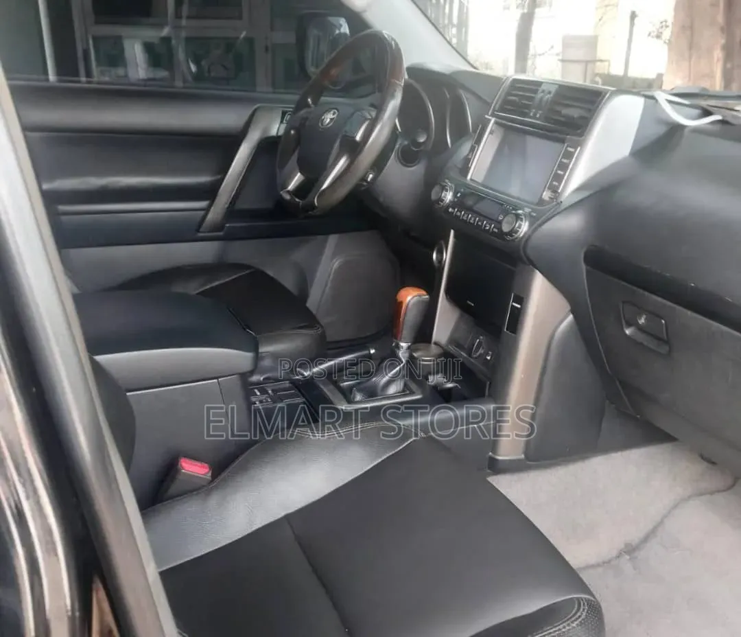 Toyota Land Cruiser Prado 2013 Black