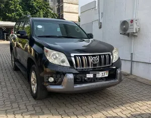 Toyota Land Cruiser Prado 2013 Black