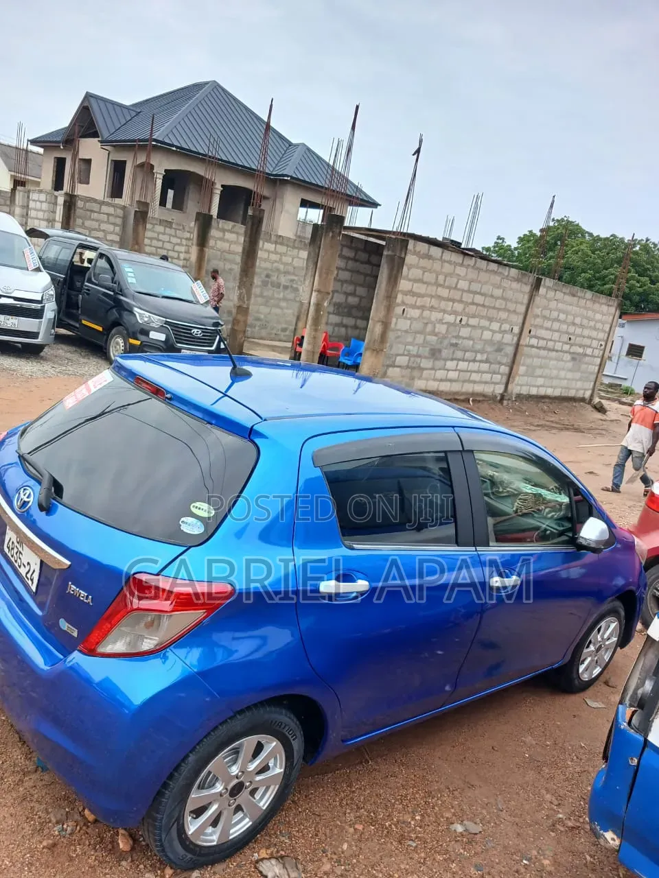 Toyota Vitz 2013 Blue