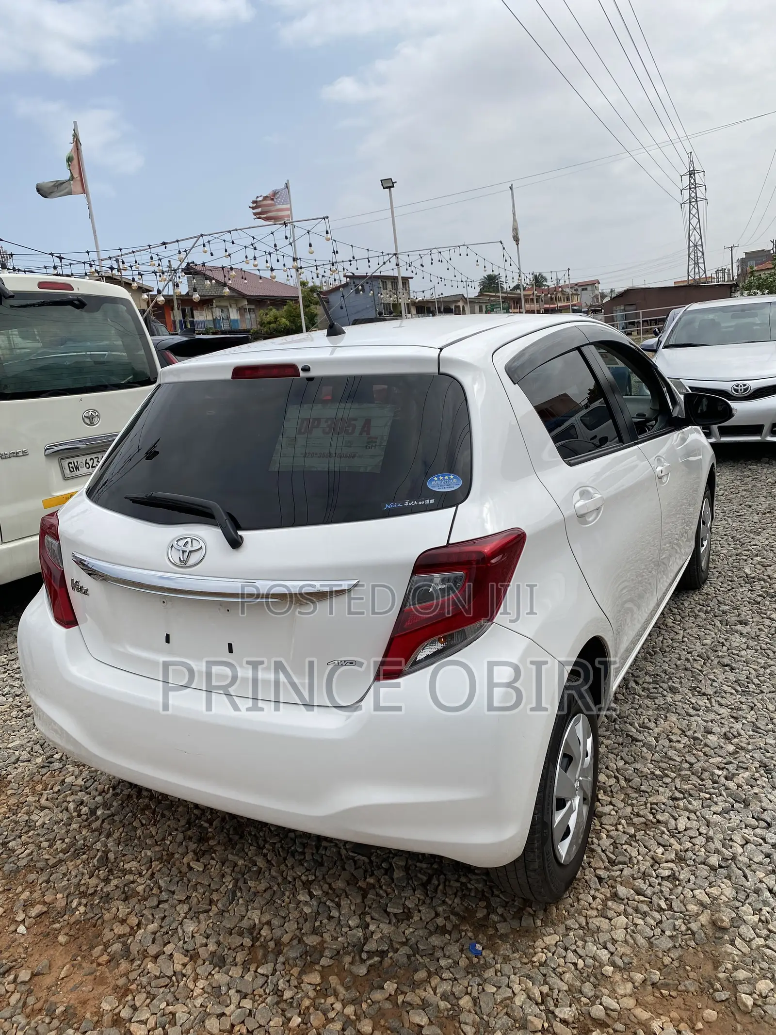 Toyota Vitz 1.3 AWD 5dr 2015 White