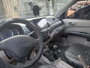 Mitsubishi L200 2008 Blue