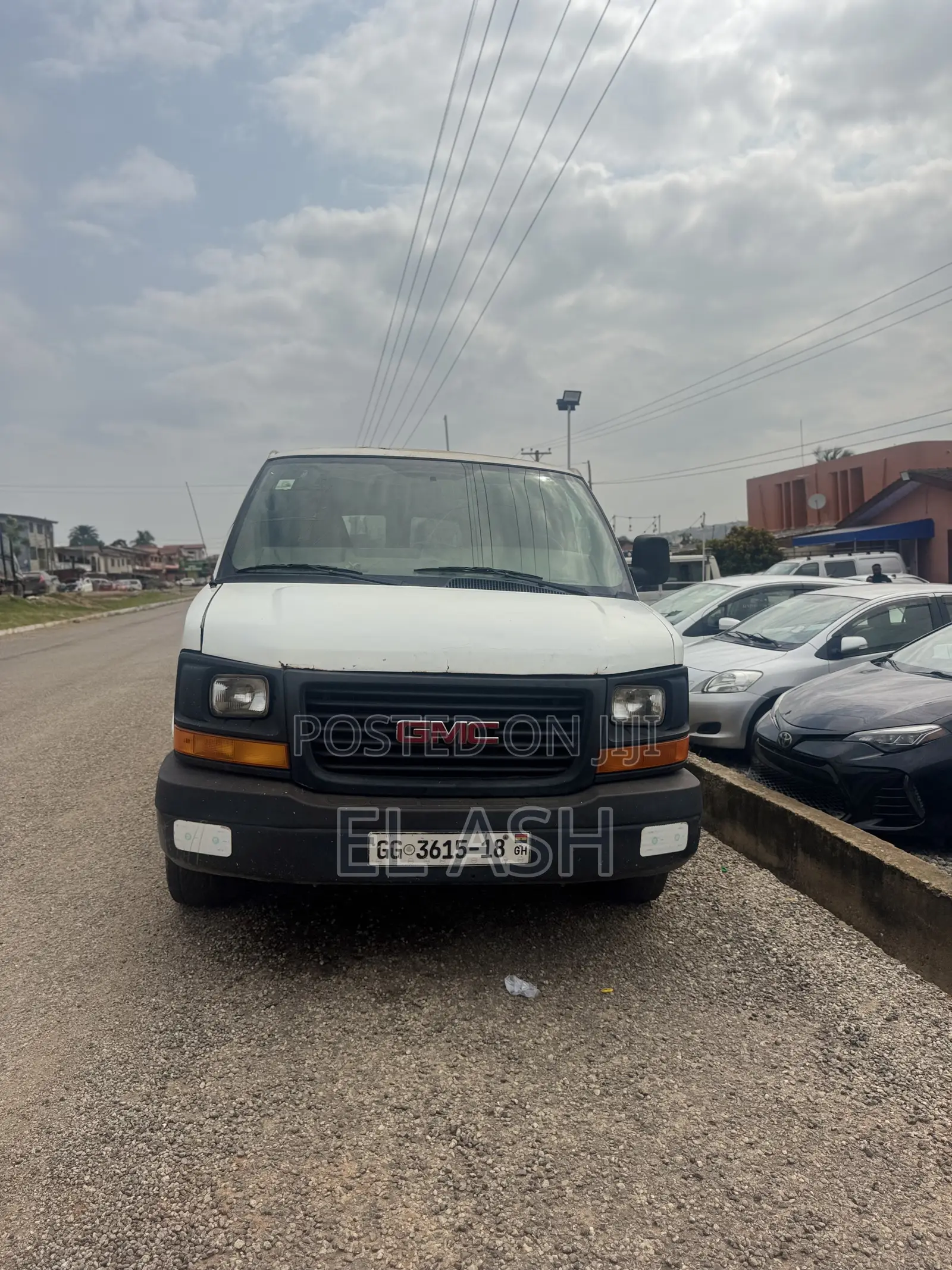 GMC 4500 2010 White