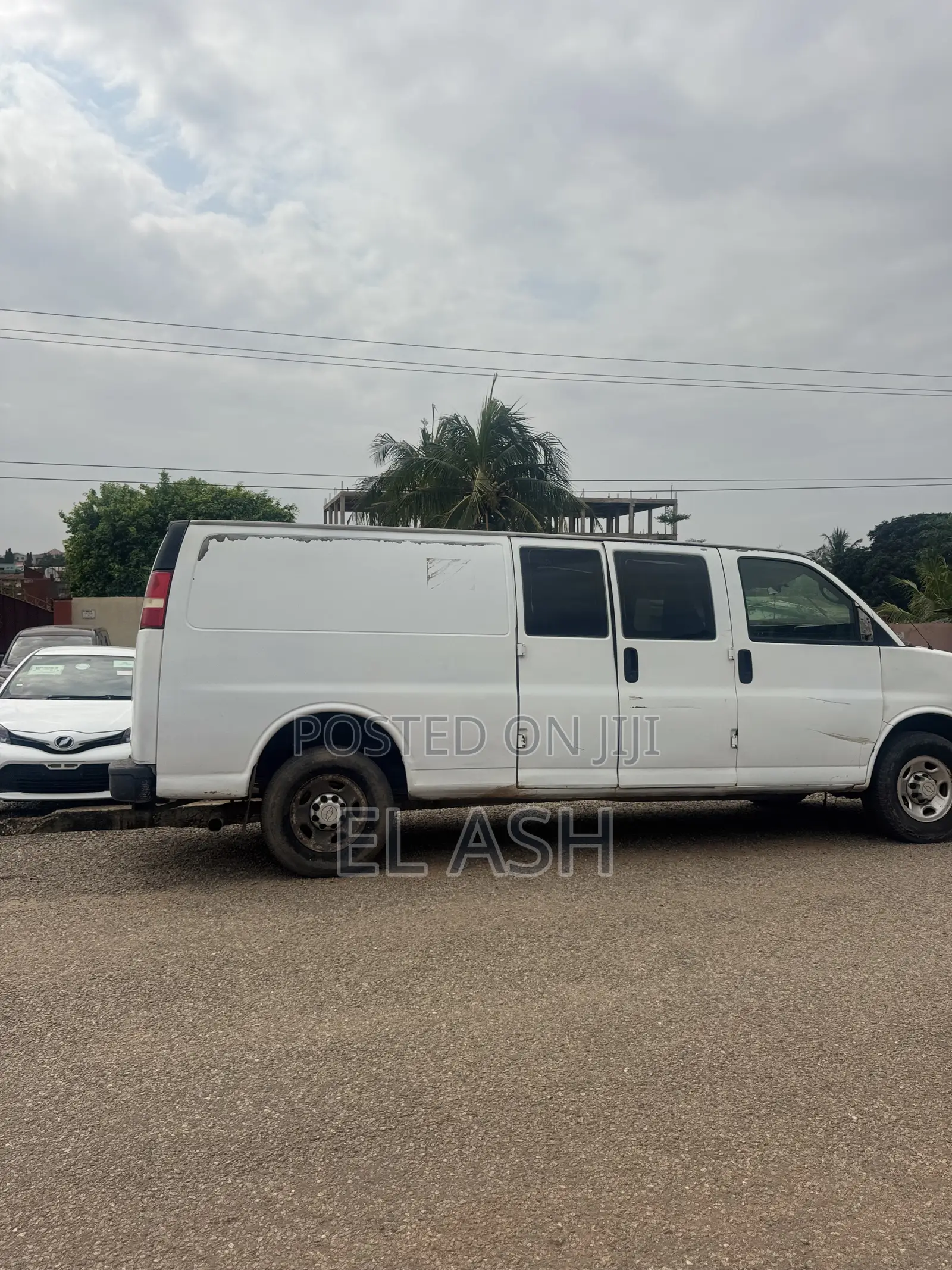 GMC 4500 2010 White