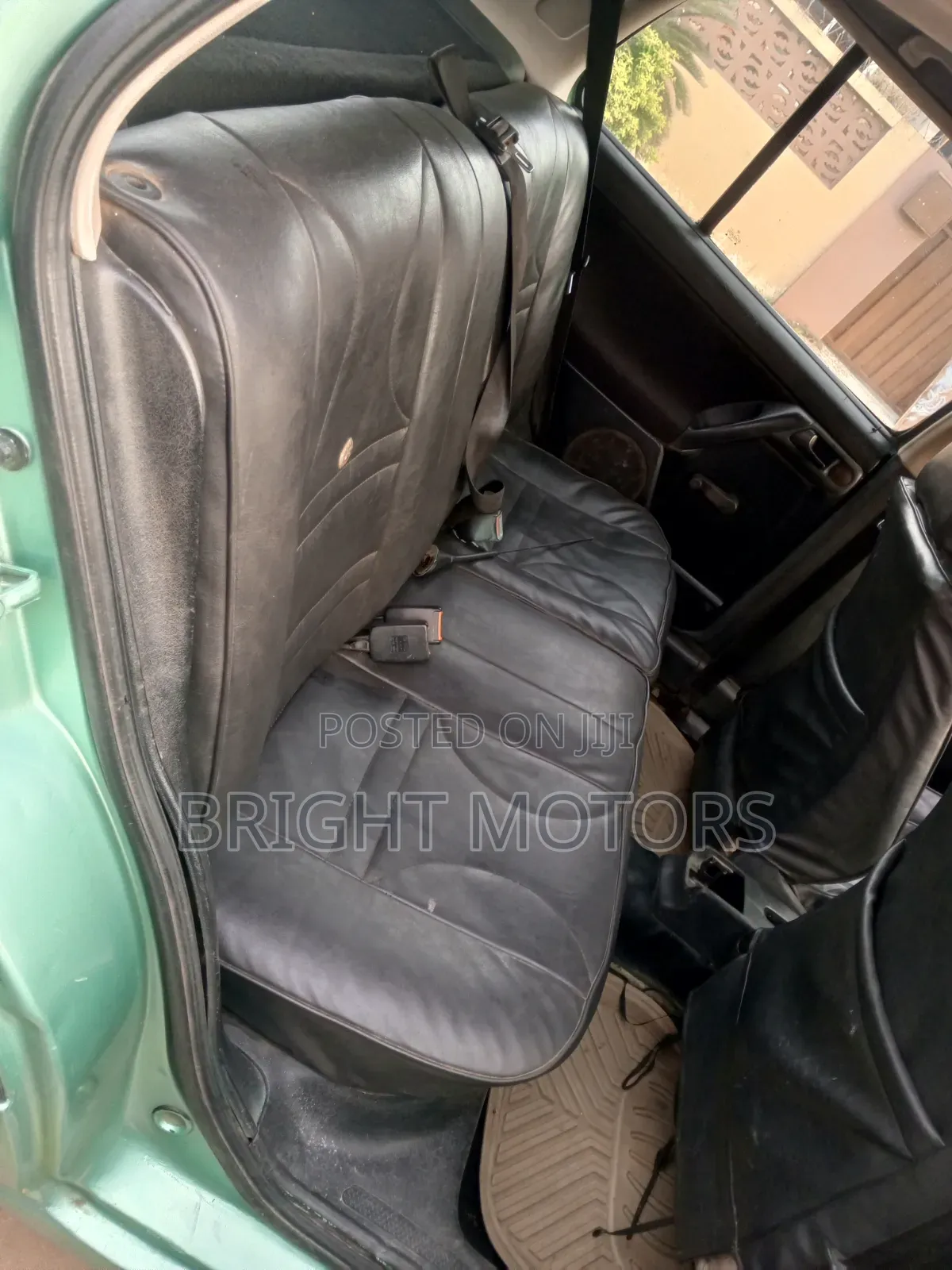 Volkswagen Golf 2000 Green