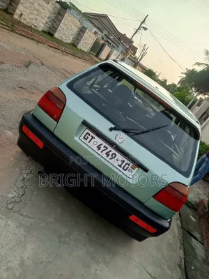 Volkswagen Golf 2000 Green