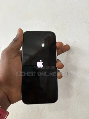 Apple iPhone 15 128 GB