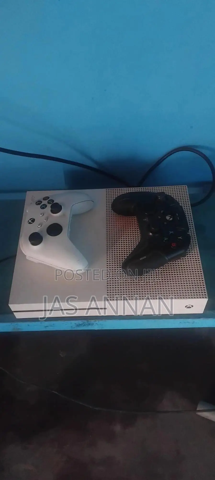 Xbox One S