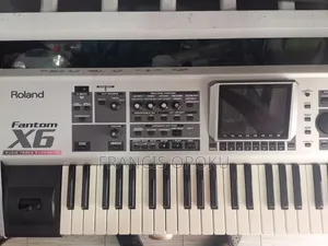 Roland Fantom X6