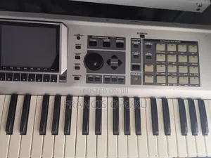 Roland Fantom X6