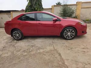 Toyota Corolla 2018 Red