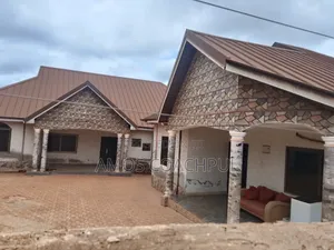 Two Apartments at SYN AIRPORT