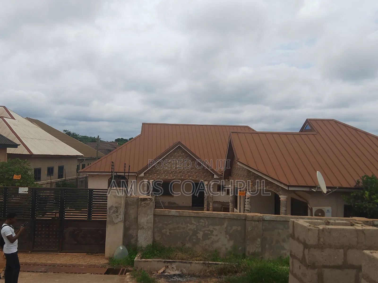 Two Apartments at SYN AIRPORT