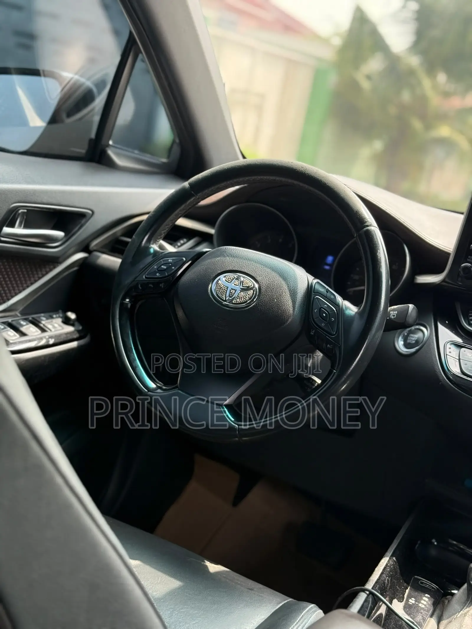 Toyota C-HR 2019 Gray