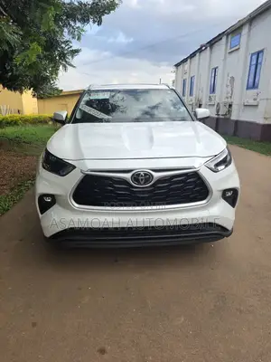 Toyota Highlander 2024 White