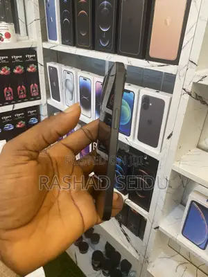 New Apple iPhone 15 128 GB