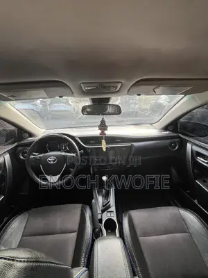 Toyota Corolla SE 4dr Sedan (1.8L 4cyl CVT) 2017 Gray