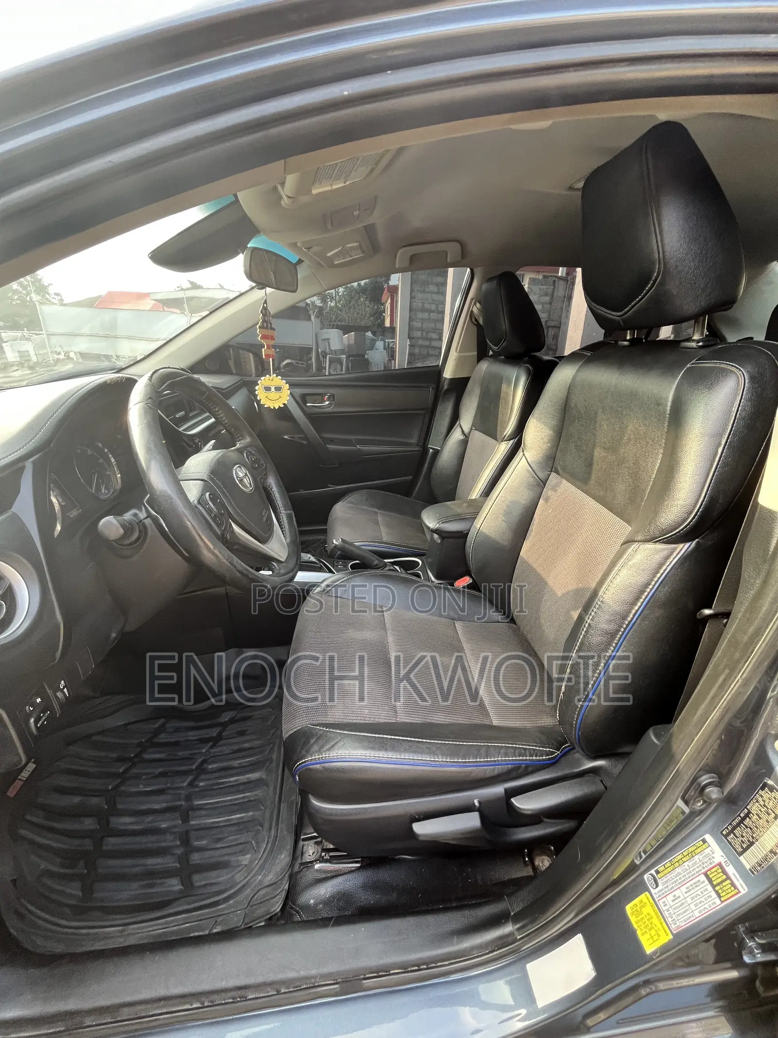 Toyota Corolla SE 4dr Sedan (1.8L 4cyl CVT) 2017 Gray