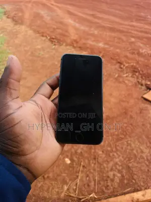 Apple iPhone 8 64 GB Gray