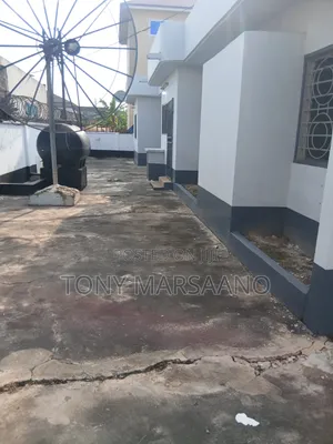 7bdrm House in Haatso, Papao for rent