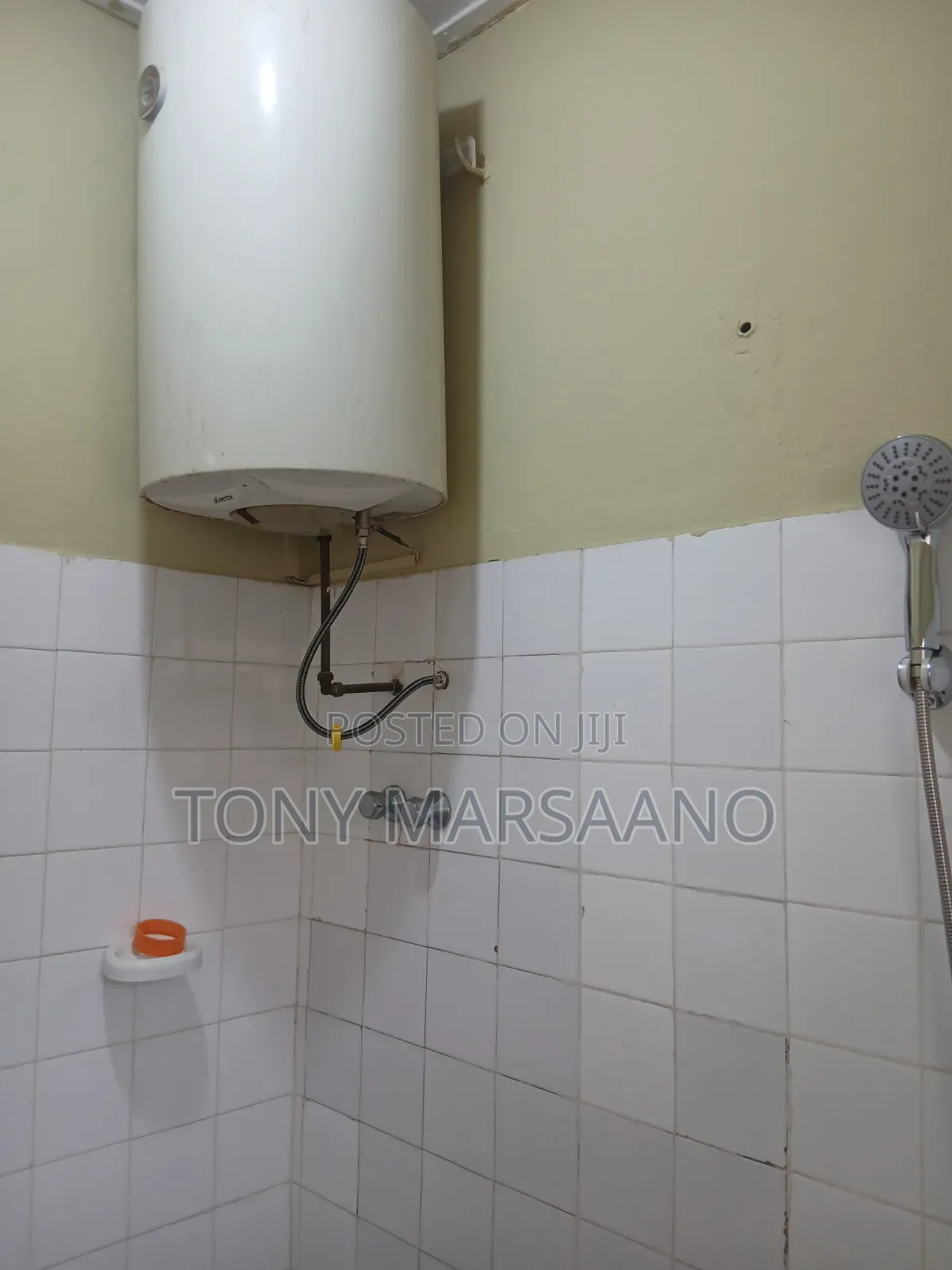 7bdrm House in Haatso, Papao for rent
