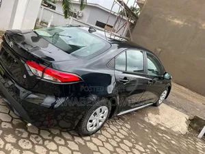 Toyota Corolla 2023 Black