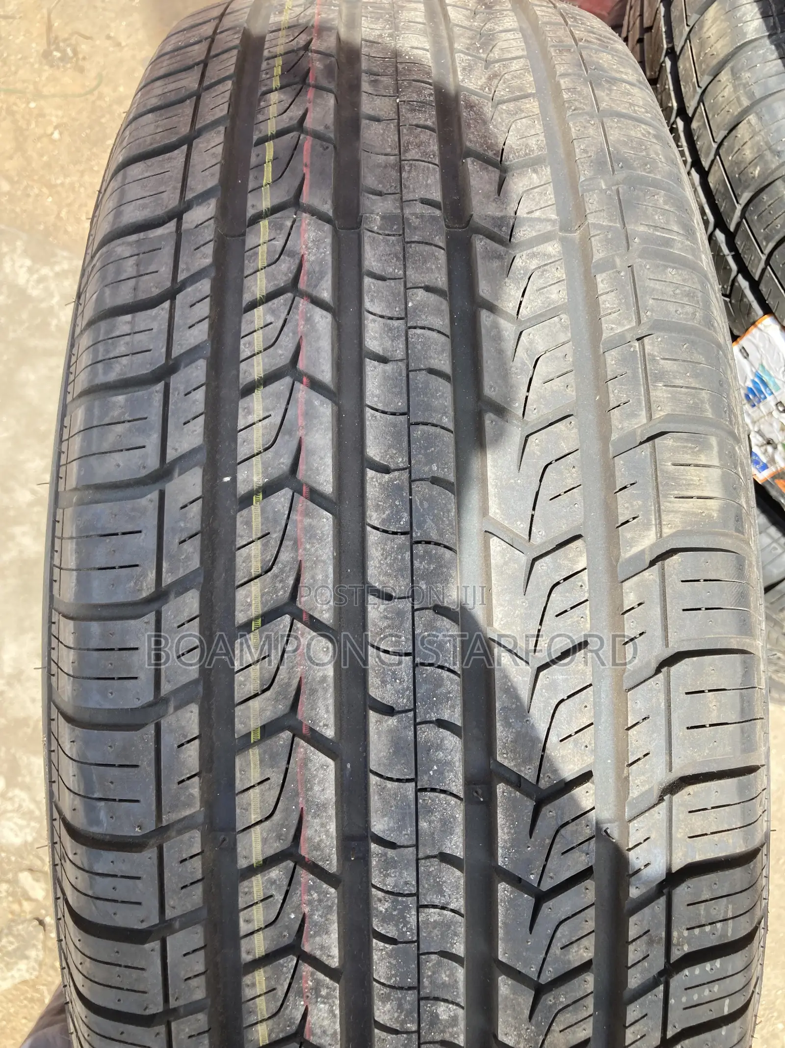 All Kinds of Car Tyres Both Ruff and Smooth and All Sizes