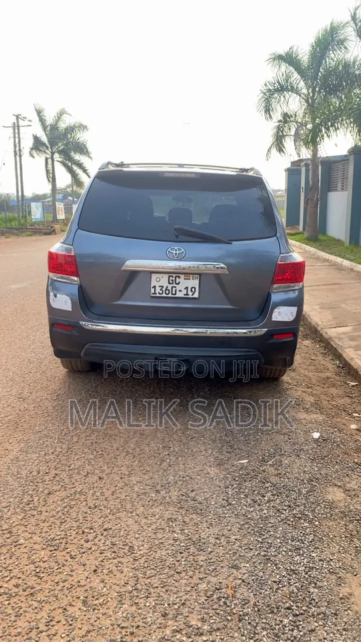 Toyota Highlander 2013 Gray