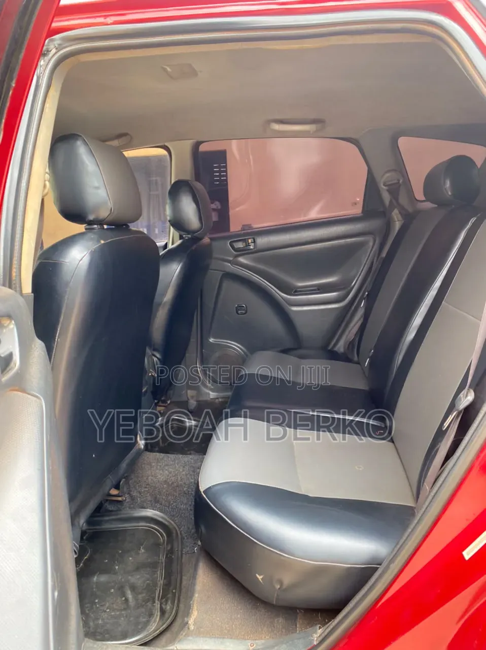 Pontiac Vibe 2006 Red