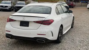 Mercedes-Benz C300 2022 White
