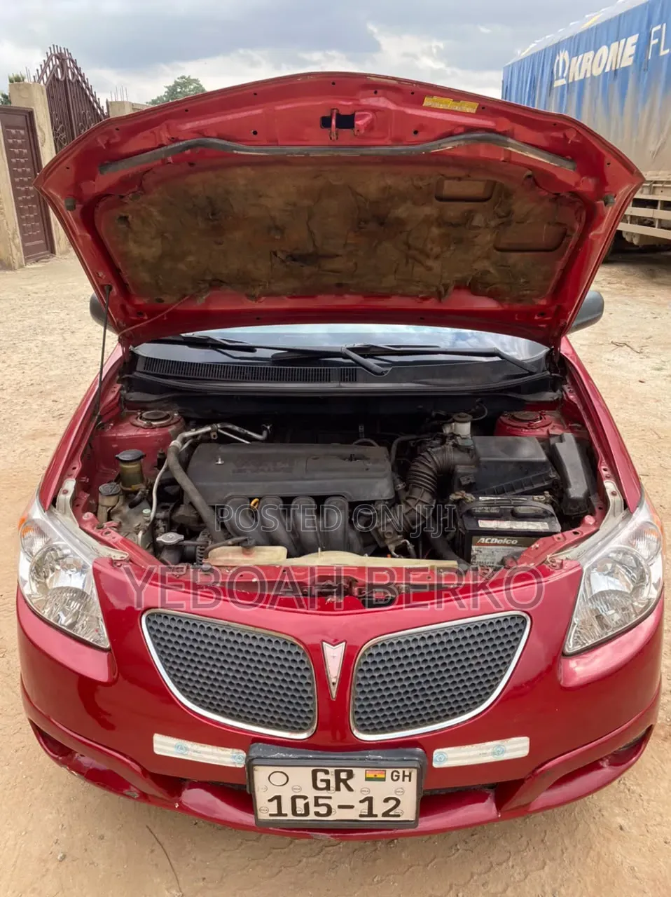 Pontiac Vibe 2006 Red