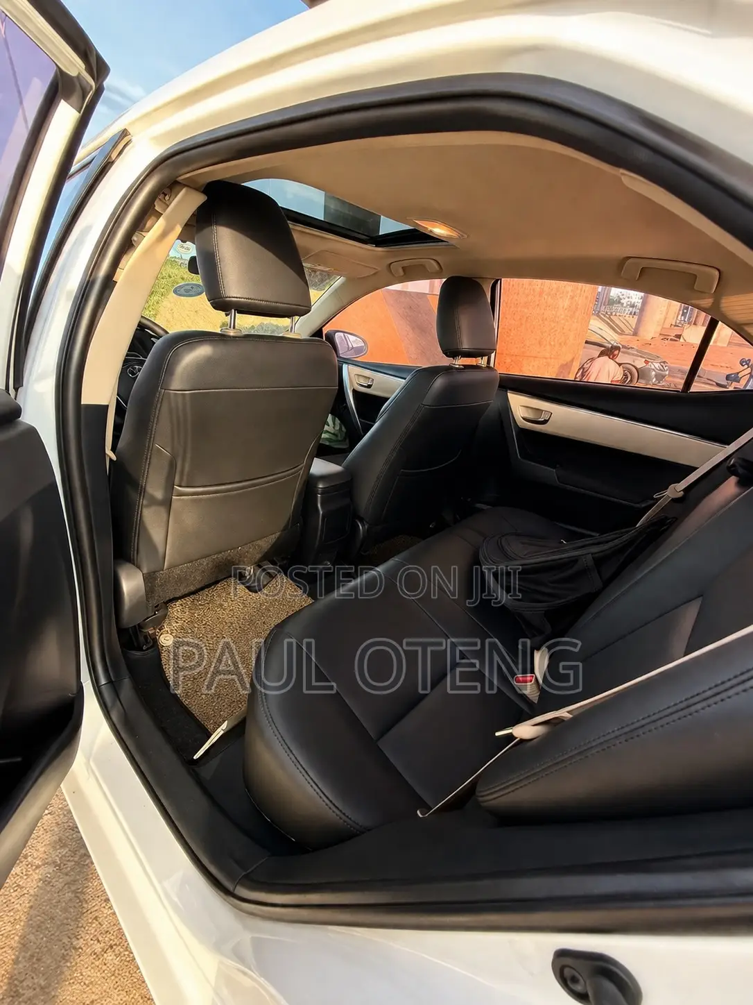 Toyota Corolla 2019 White